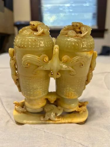Han Dynasty Conjoined Twin Jade Cup (Hejin Wedding Cup)