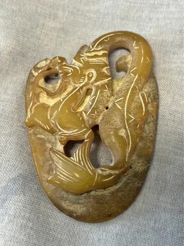 Han Dynasty Yellow Jade She-Form Archer's Ring Pendant with Dragon Motif